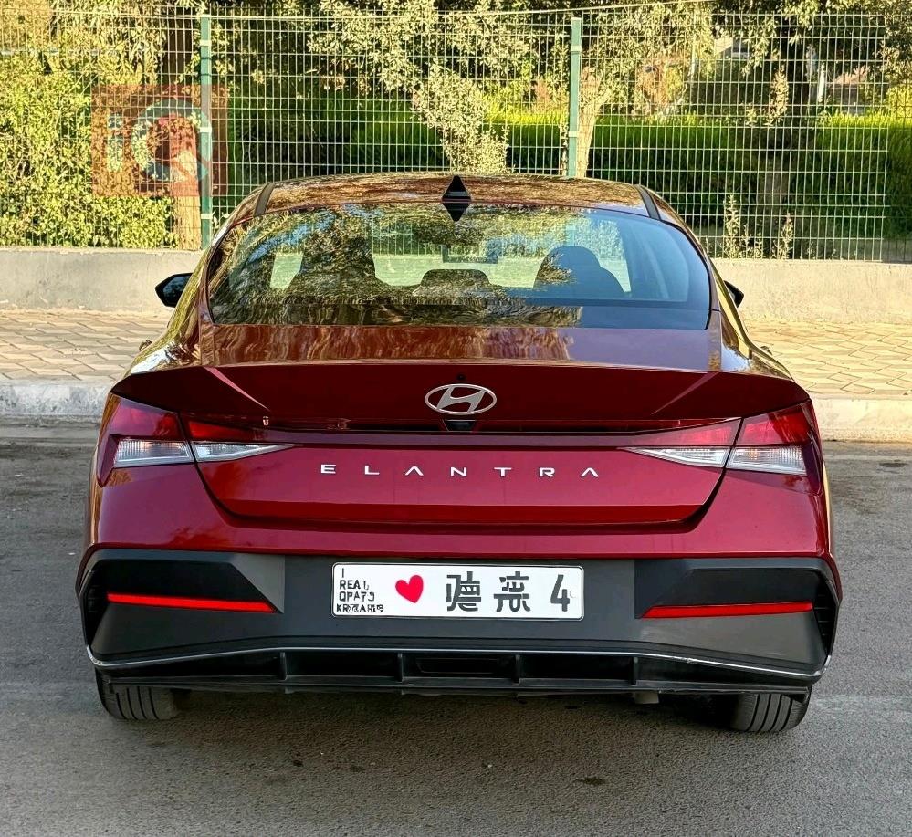 هیوندای ئەلەنترا